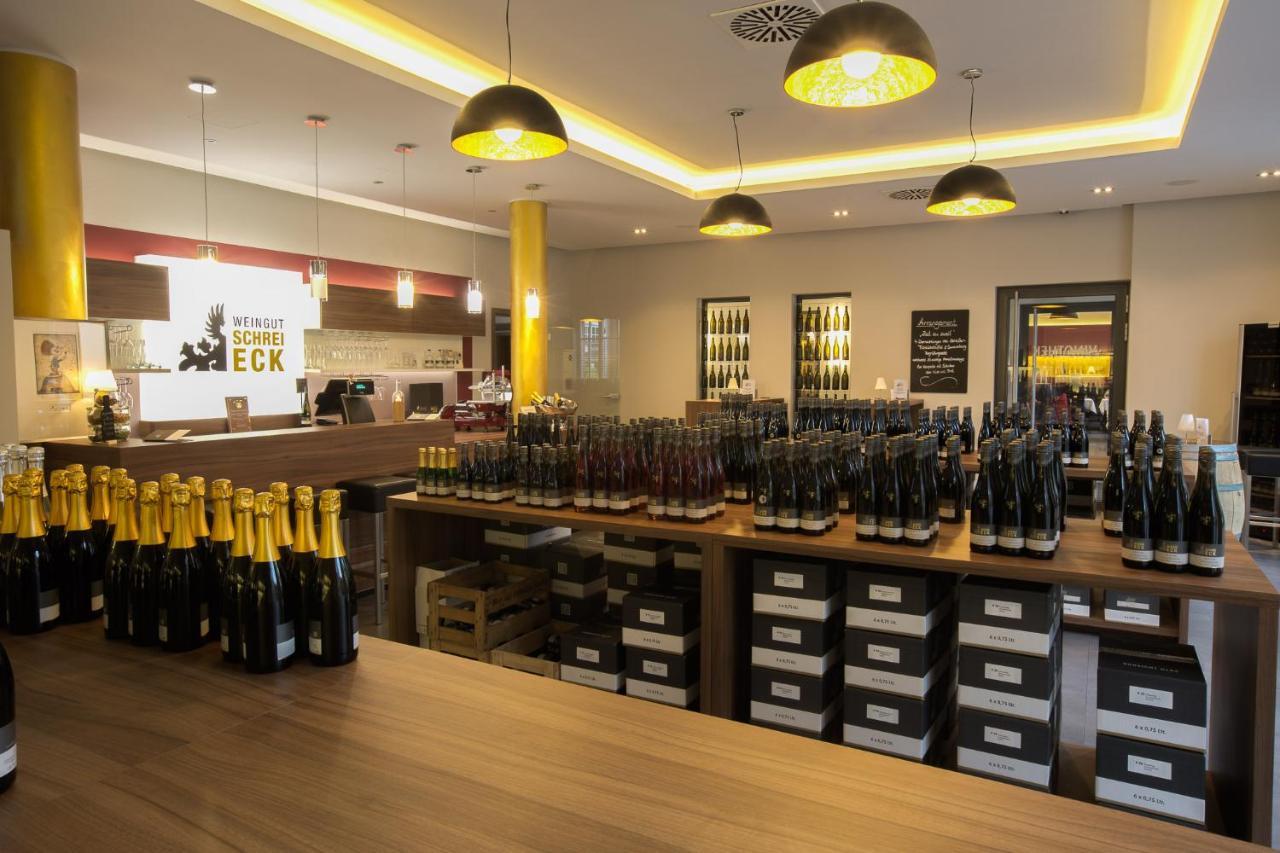 Отель Weingut Schreieck Vinotel & Gutshaus Санкт-Мартин