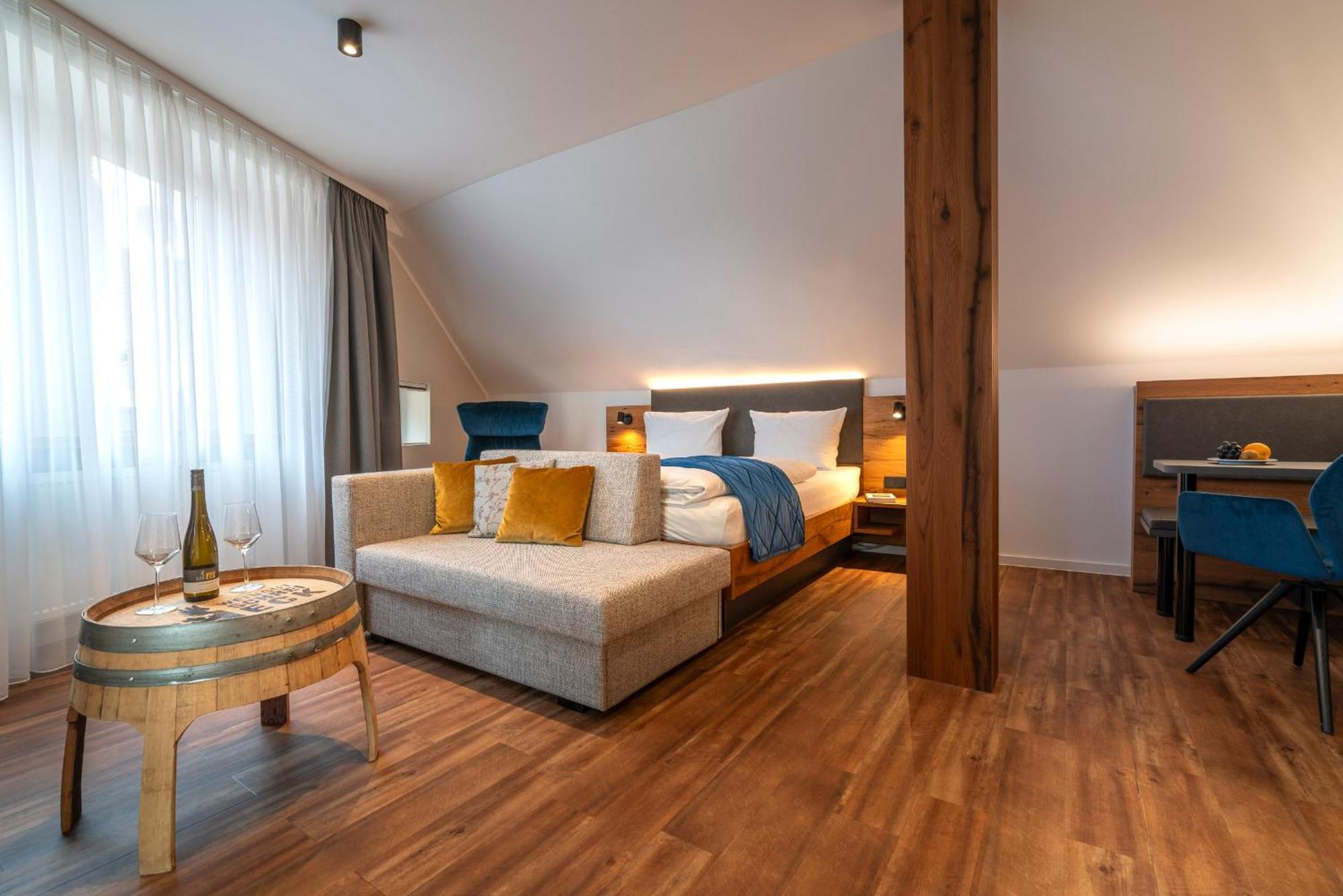 Weingut Schreieck Vinotel & Gutshaus 4*